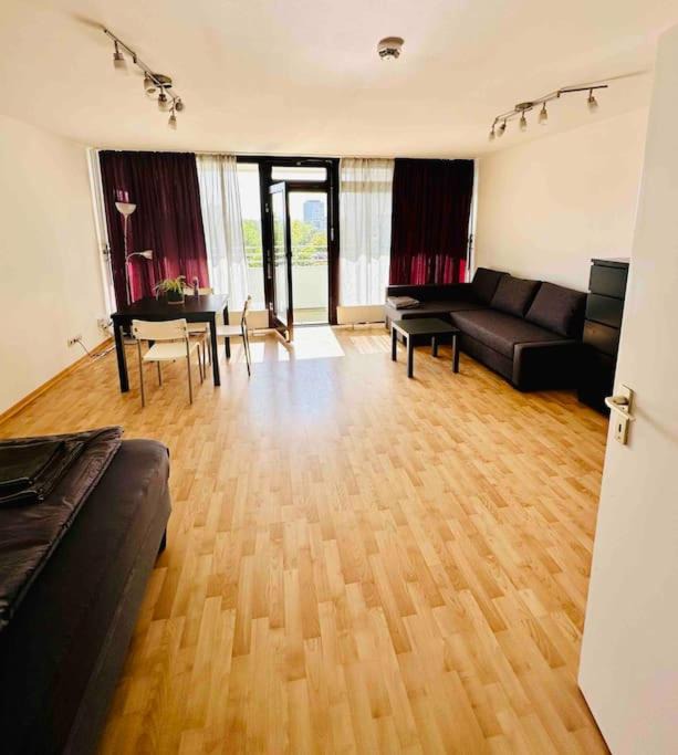Photo of Livingroom in Munchner Freiheit