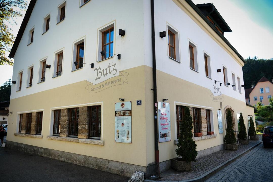 Photo of Others in Worth an der Donau