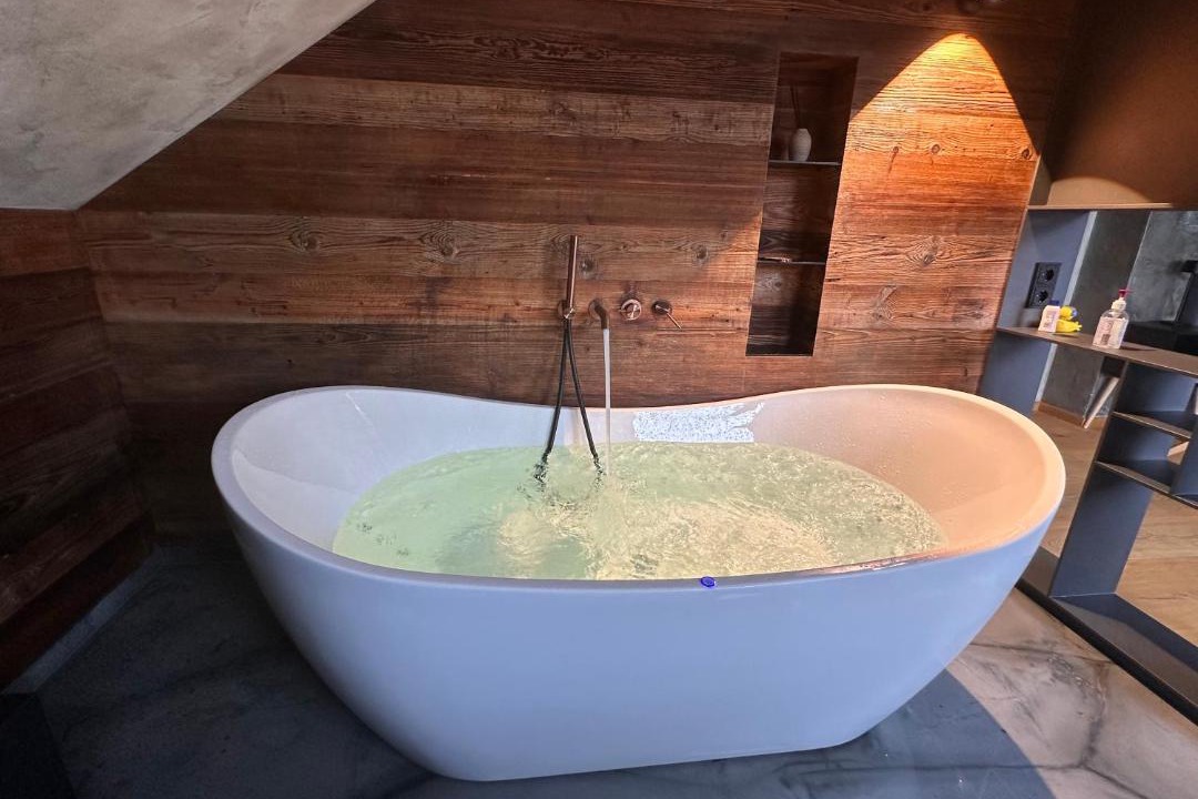 Photo of Bathroom in Roding