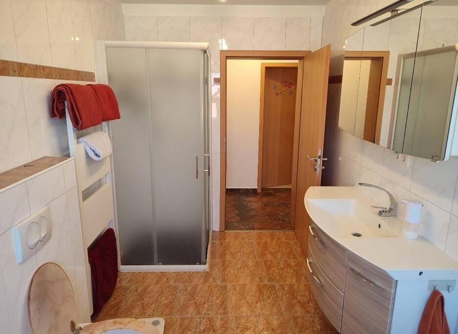 Photo of Bathroom in Traunreut