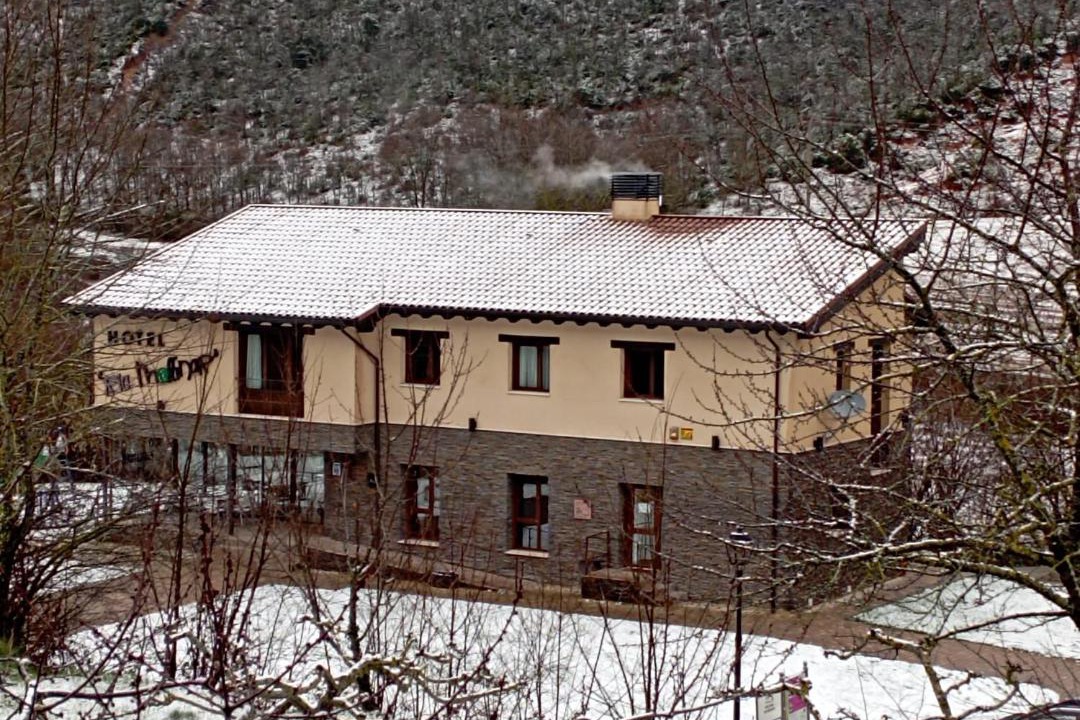 Photo of Others in Tobera