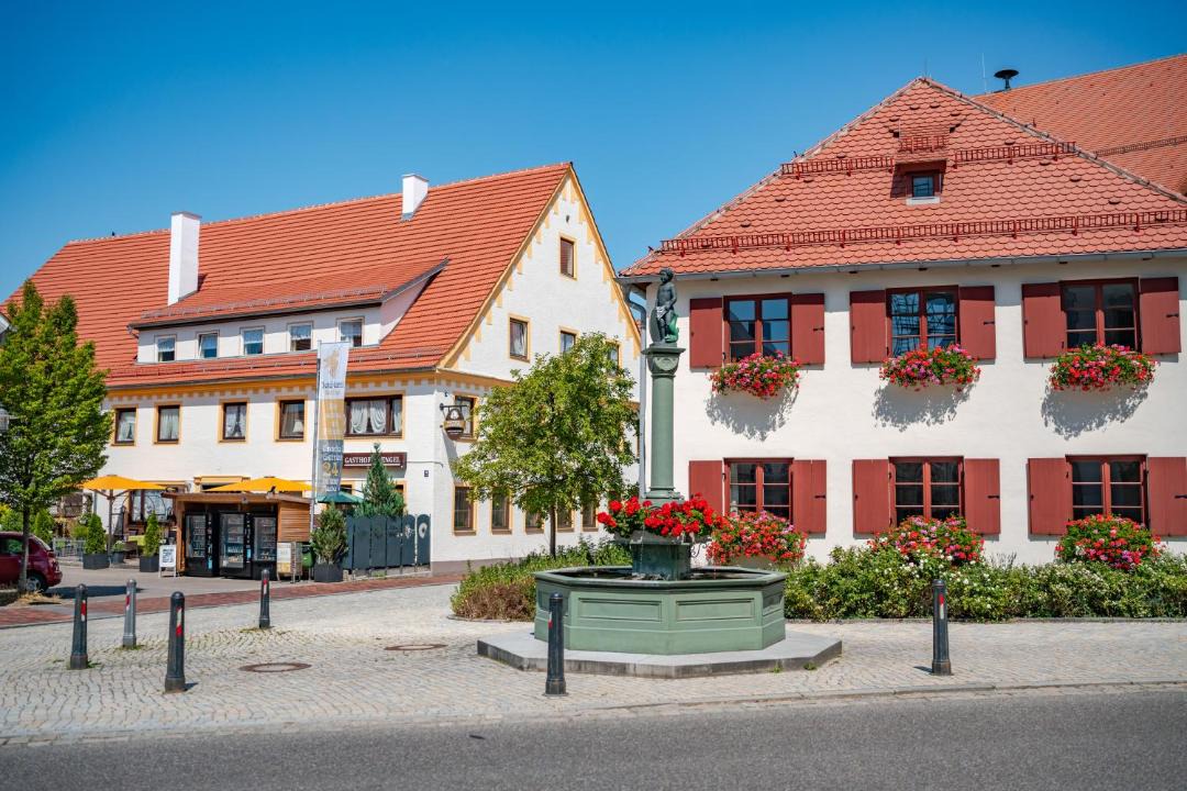 Photo of Others in Obergunzburg