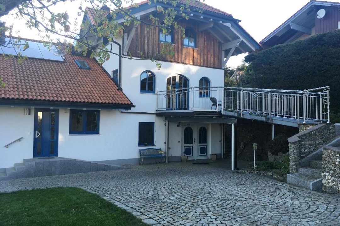 Photo of Buildings in Neureichenau