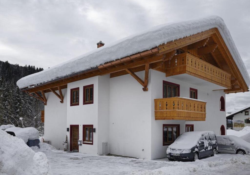Photo of Buildings in Garmisch-Partenkirchen