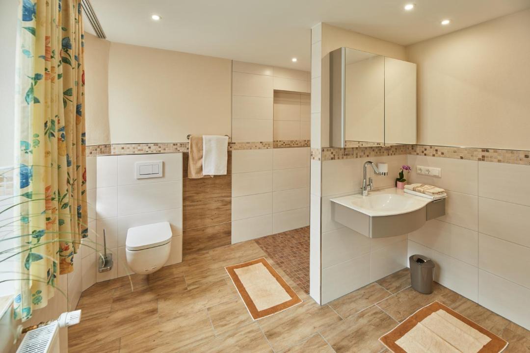 Photo of Bathroom in Eschlkam
