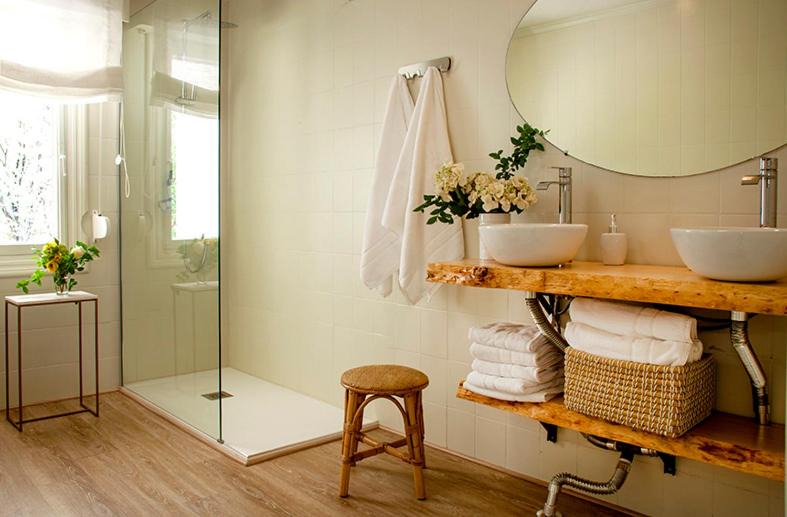 Photo of Bathroom in Comillas City Center