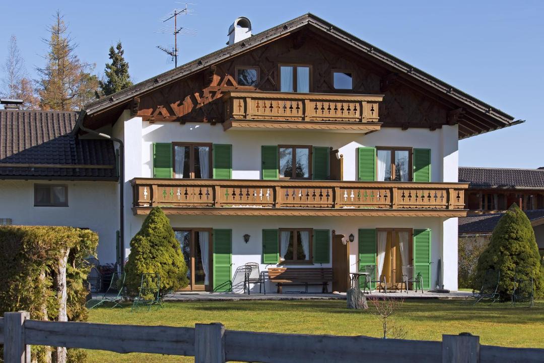Photo of Buildings in Kruen