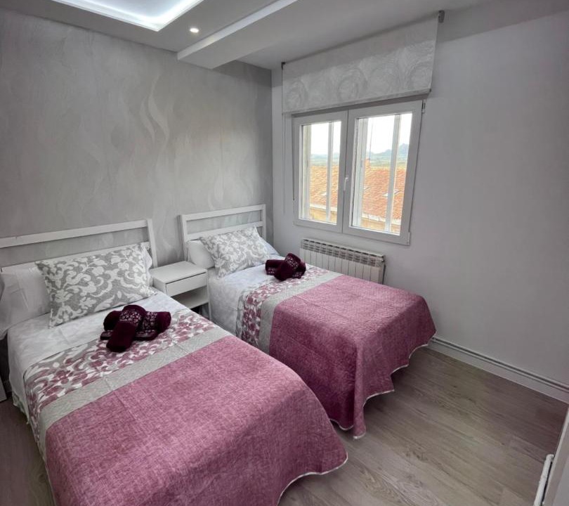 Photo of Bedroom in Haro