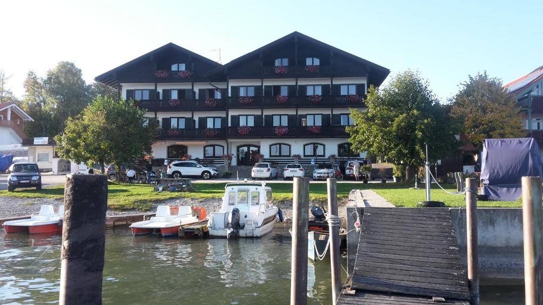 Photo of Buildings in Gstadt