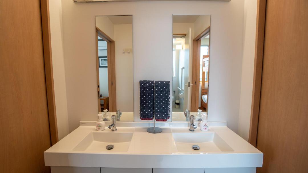 Photo of Bathroom in Happo