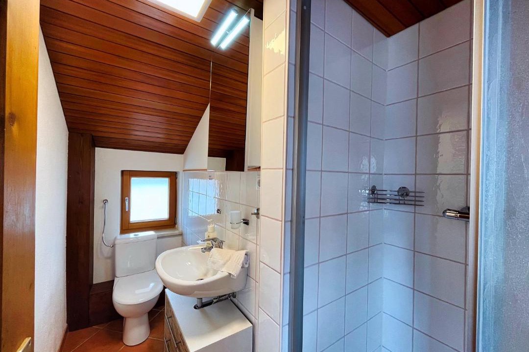 Photo of Bathroom in Horn