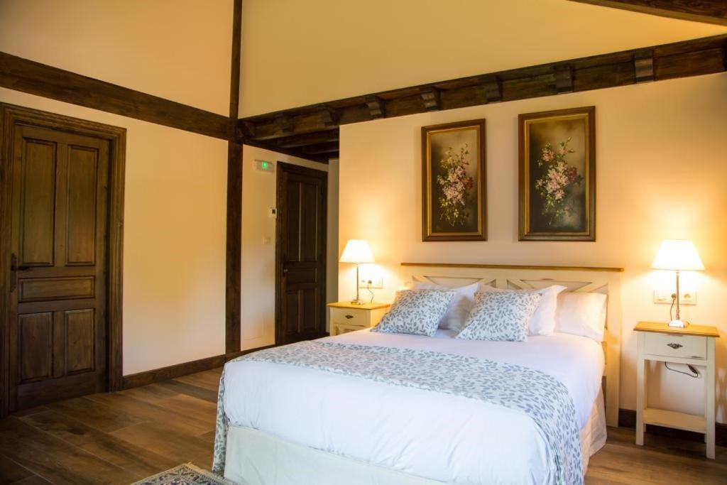 Photo of Bedroom in Villacarriedo