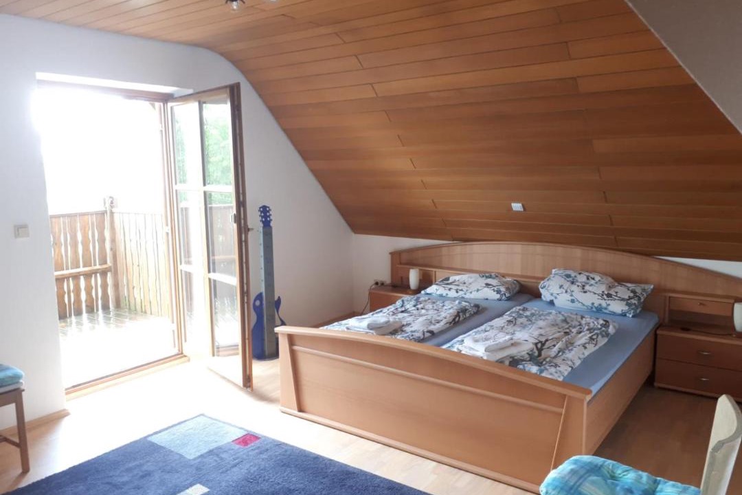 Photo of Bedroom in Noerdlingen