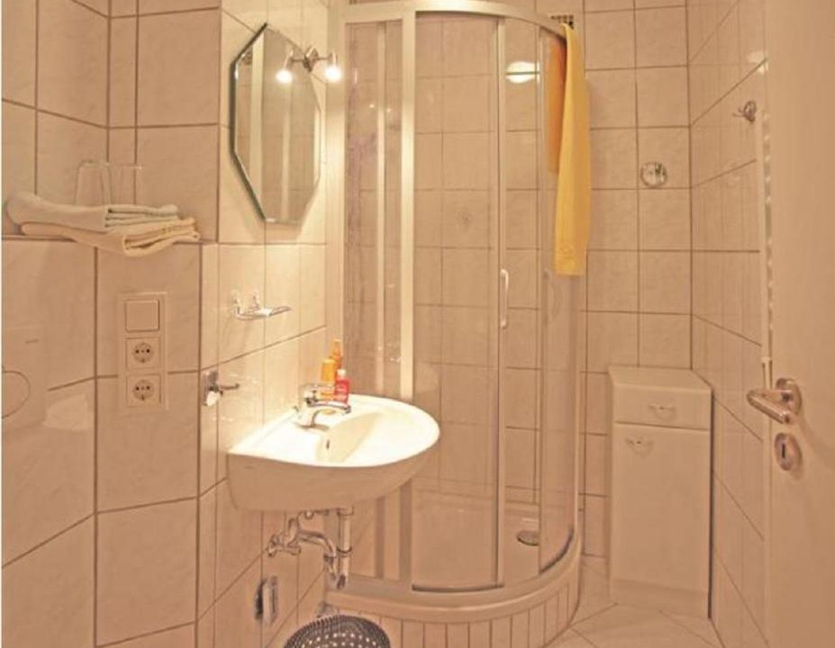 Photo of Bathroom in Bad Fuessing