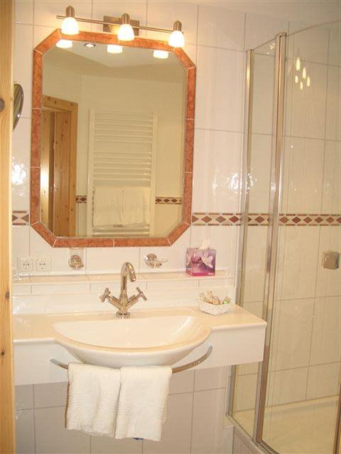 Photo of Bathroom in Aufhofen