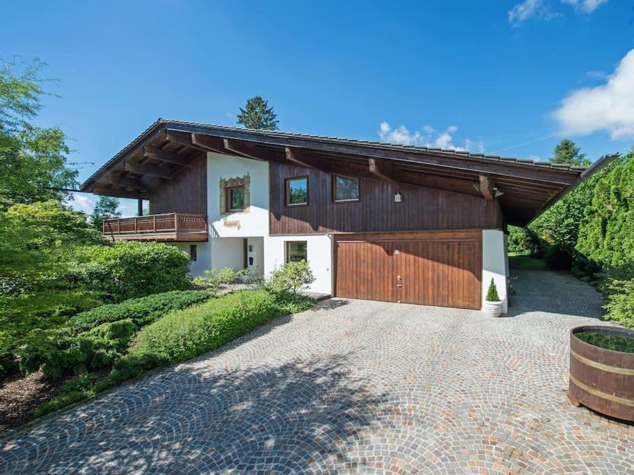Photo of Buildings in Feldkirchen-Westerham