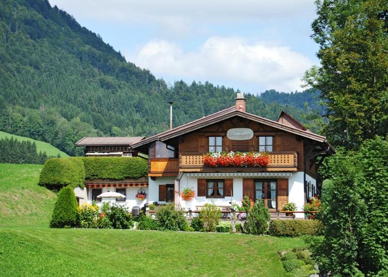 Photo of Others in Groissenbach