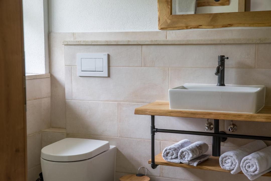 Photo of Bathroom in Scheuring