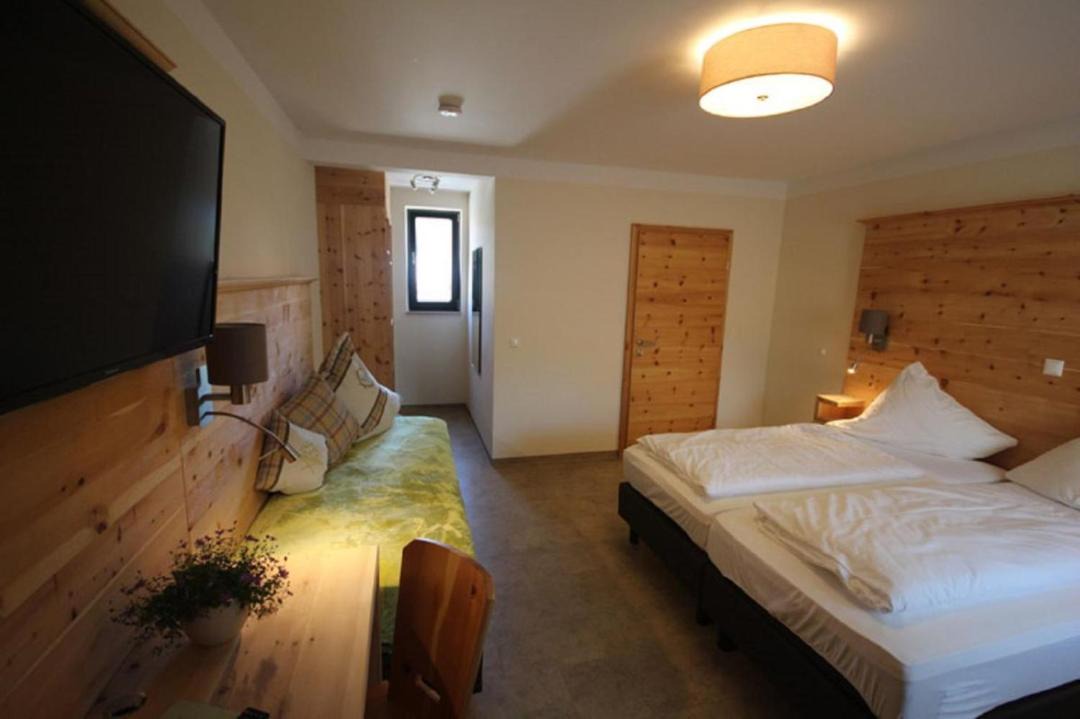 Photo of Bedroom in Essing