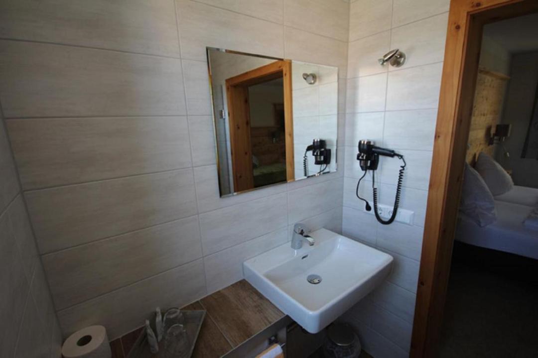 Photo of Bathroom in Essing