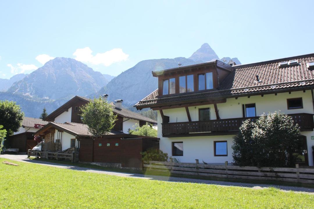 Photo of Buildings in Ehrwald