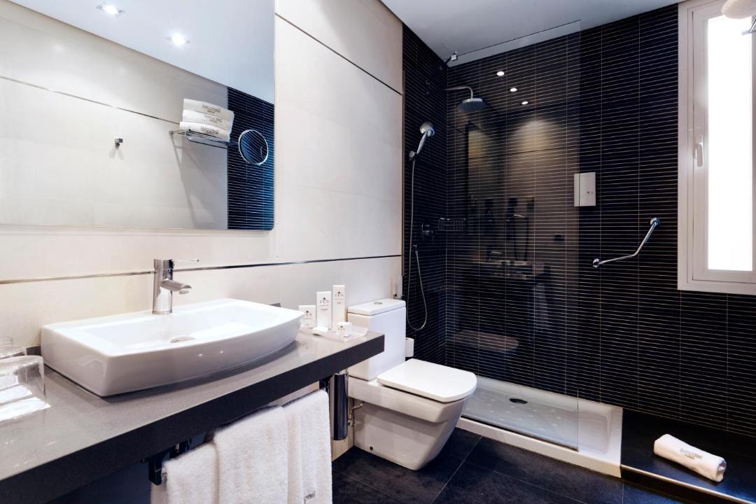 Photo of Bathroom in Tudela