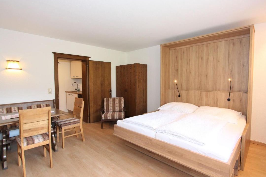 Photo of Bedroom in Kapfing