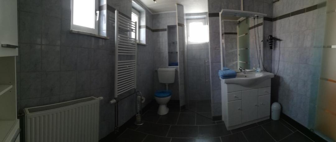 Photo of Bathroom in Sandberg