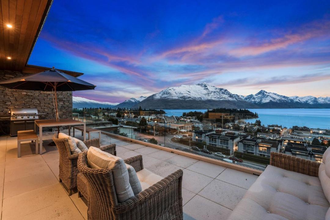 Photo of Patio Balcony in Queenstown City Centre
