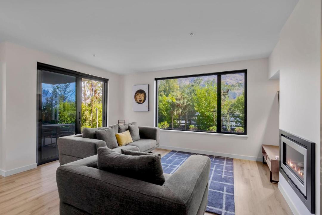 Photo of Livingroom in Arthur's Point