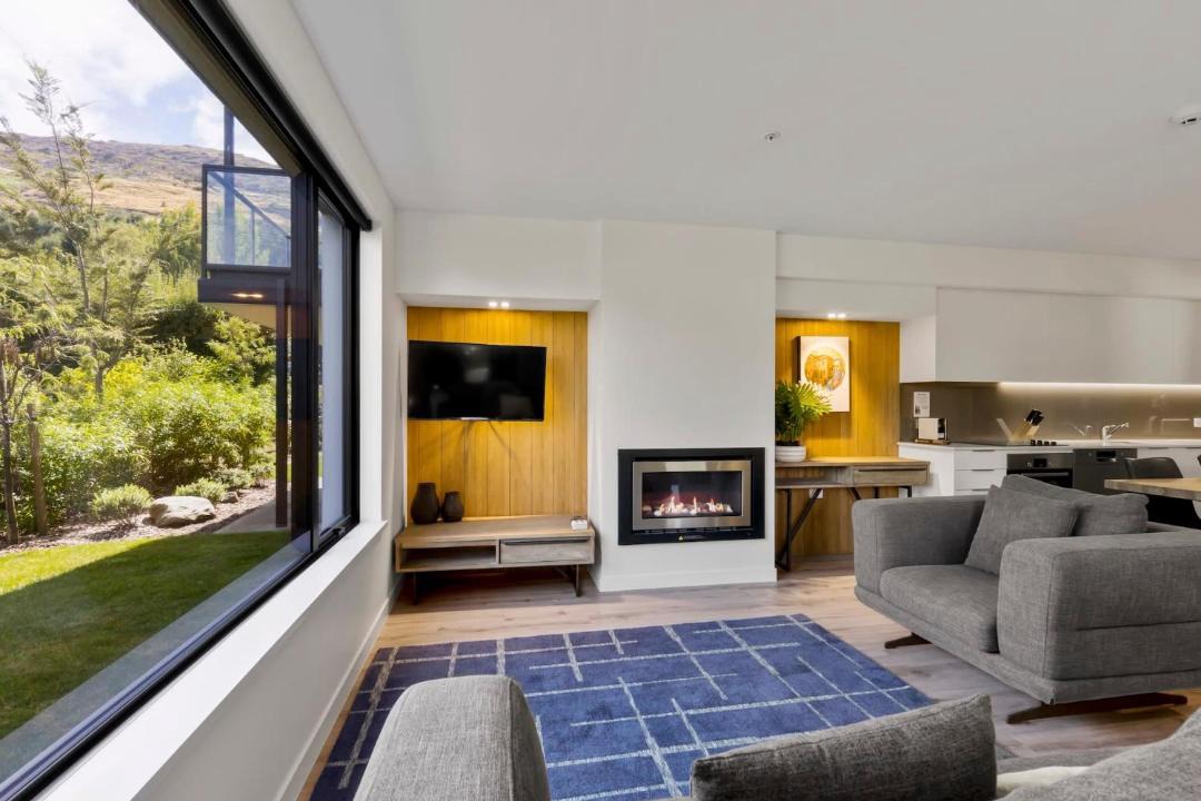 Photo of Livingroom in Arthur's Point