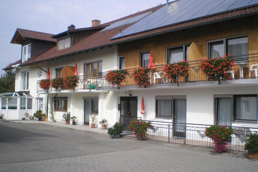 Photo of Others in Hartkirchen
