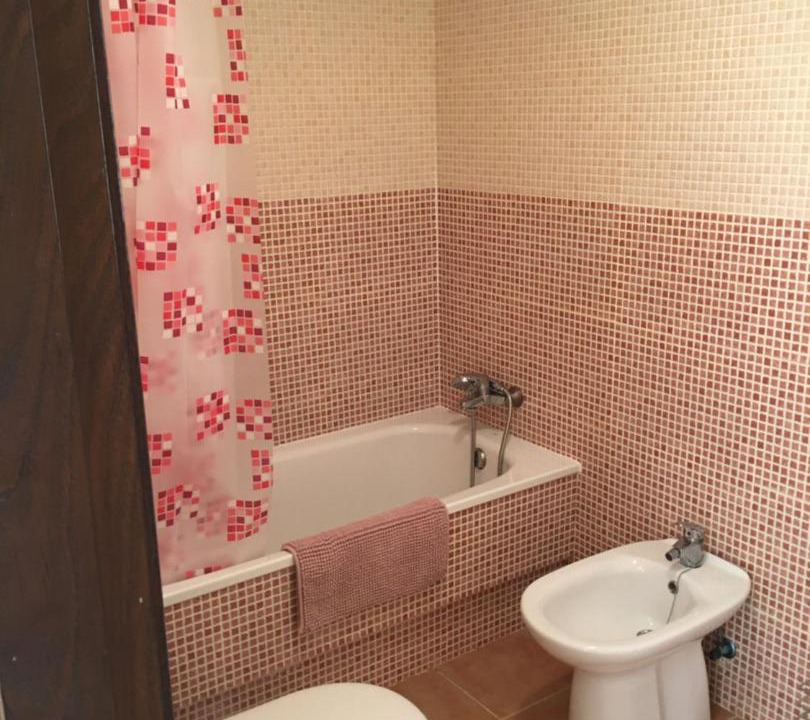 Photo of Bathroom in Los Geraeos