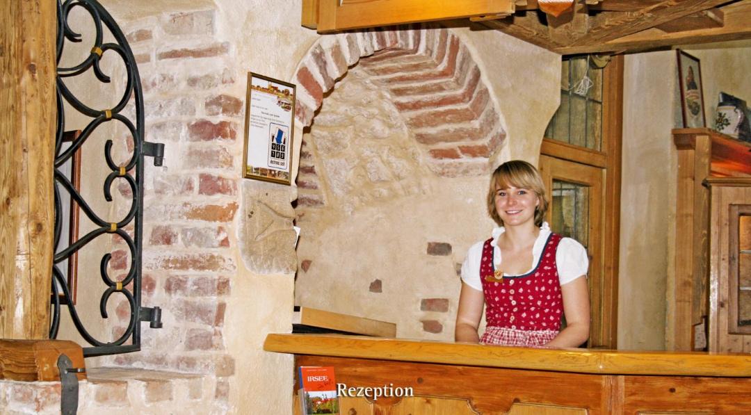 Photo of Human In Picture in Irsee