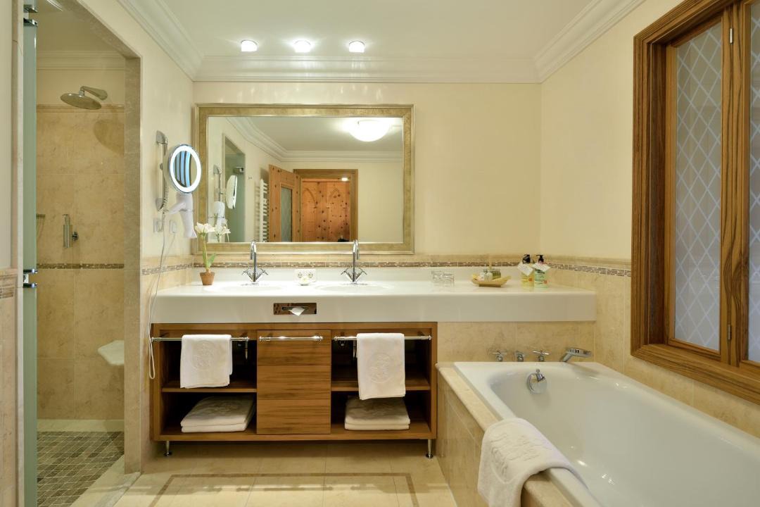 Photo of Bathroom in Lermoos