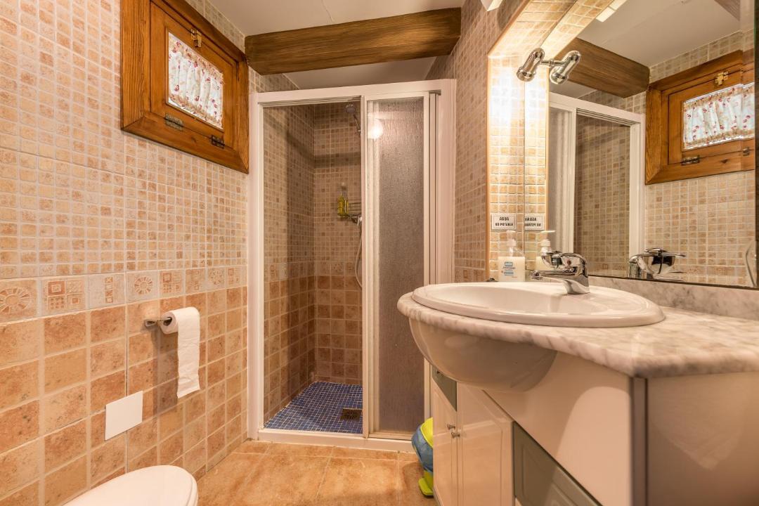 Photo of Bathroom in Moratalla