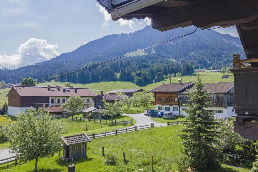 Photo of Buildings in Feuring