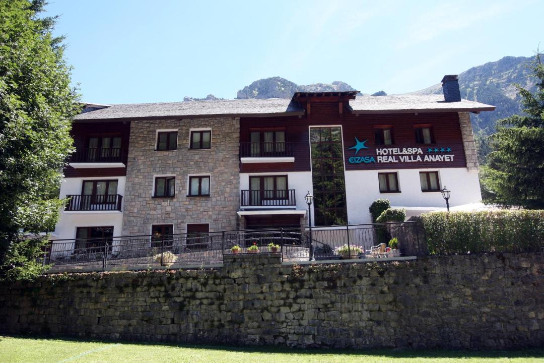 Photo of Others in Canfranc-Estacion