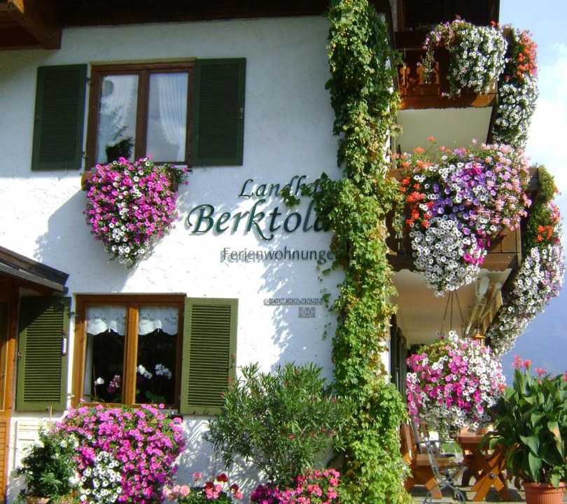 Photo of Others in Obermaiselstein