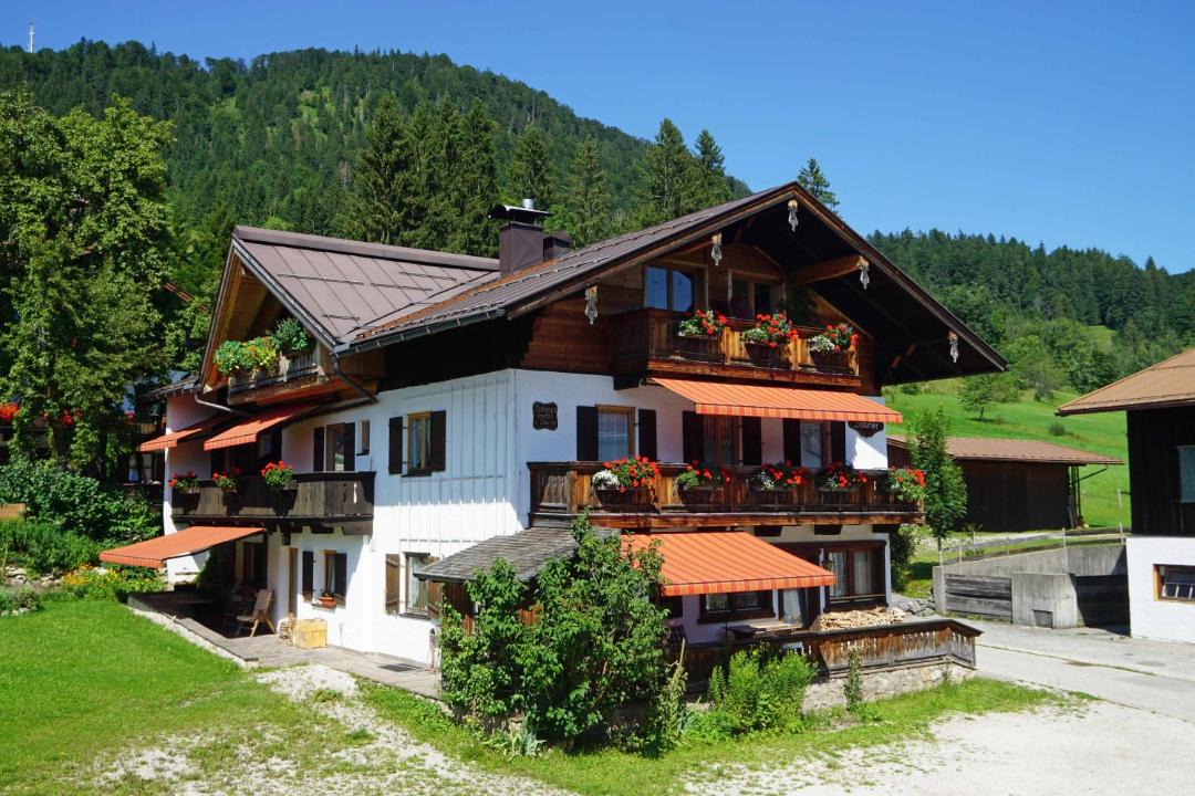 Photo of Others in Entfelden