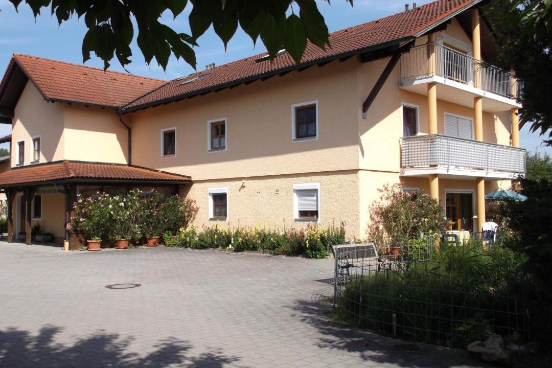 Photo of Others in Hartkirchen