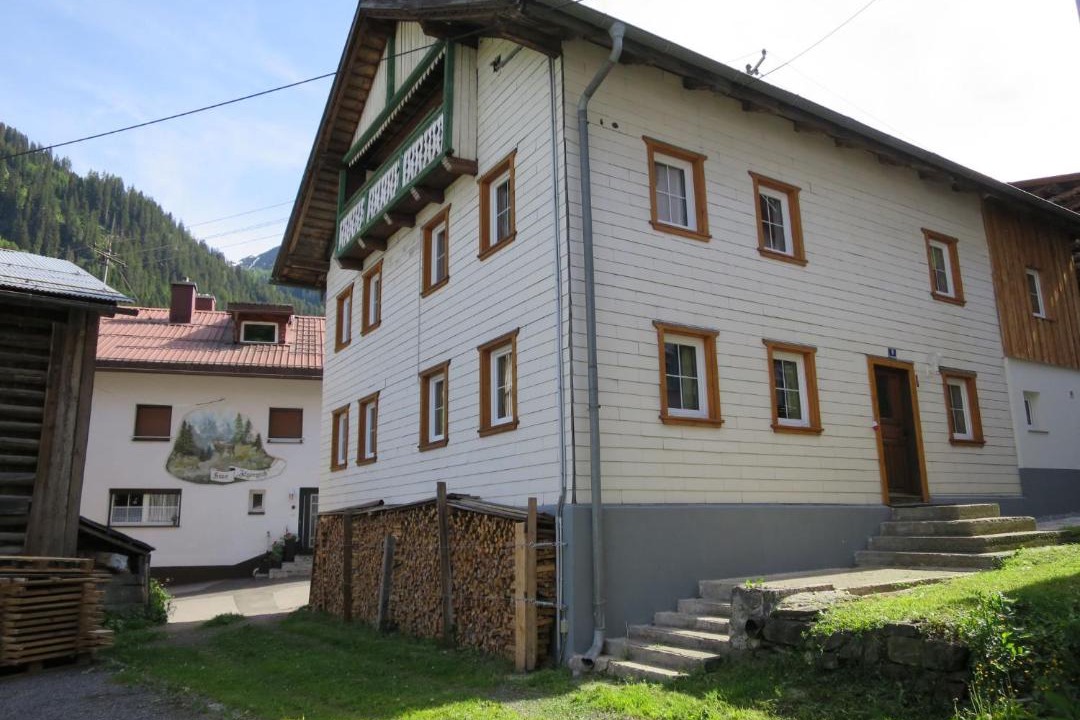 Photo of Buildings in Kappl
