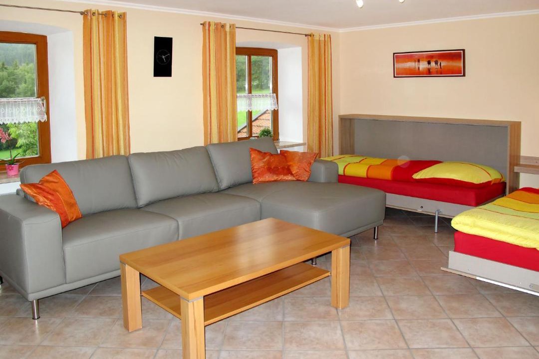 Photo of Livingroom in March