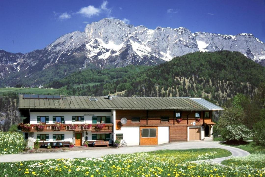 Photo of Buildings in Marktschellenberg