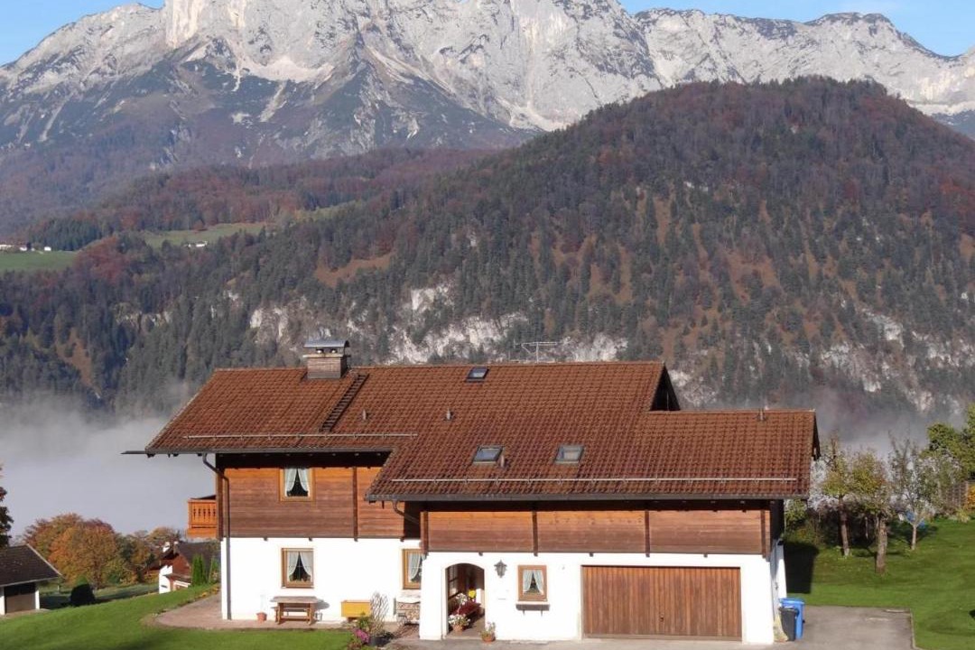 Photo of Buildings in Marktschellenberg