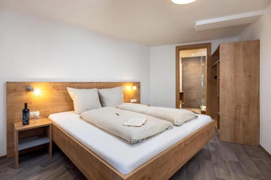 Photo of Bedroom in See