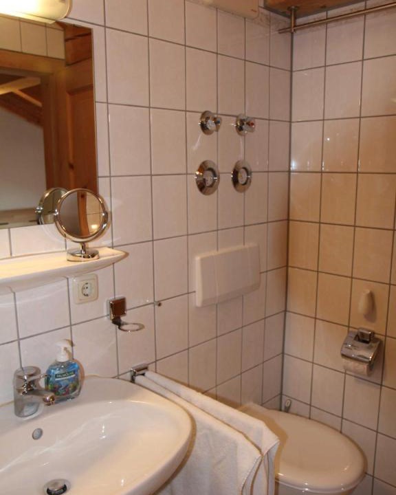 Photo of Bathroom in Amerang