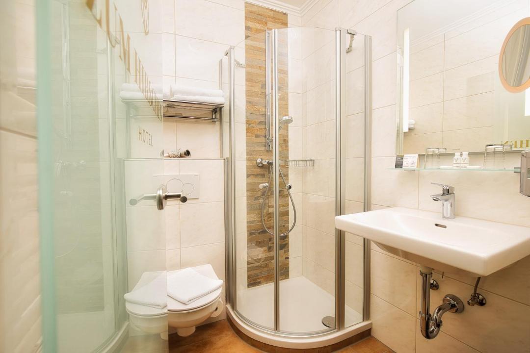 Photo of Bathroom in Lam