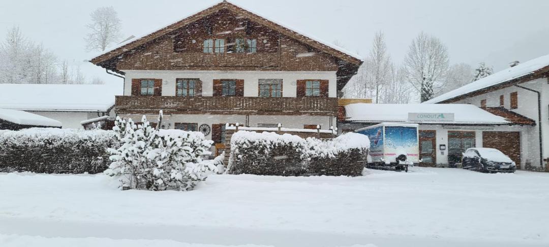 Photo of Buildings in Weissbach an der Alpenstrasse