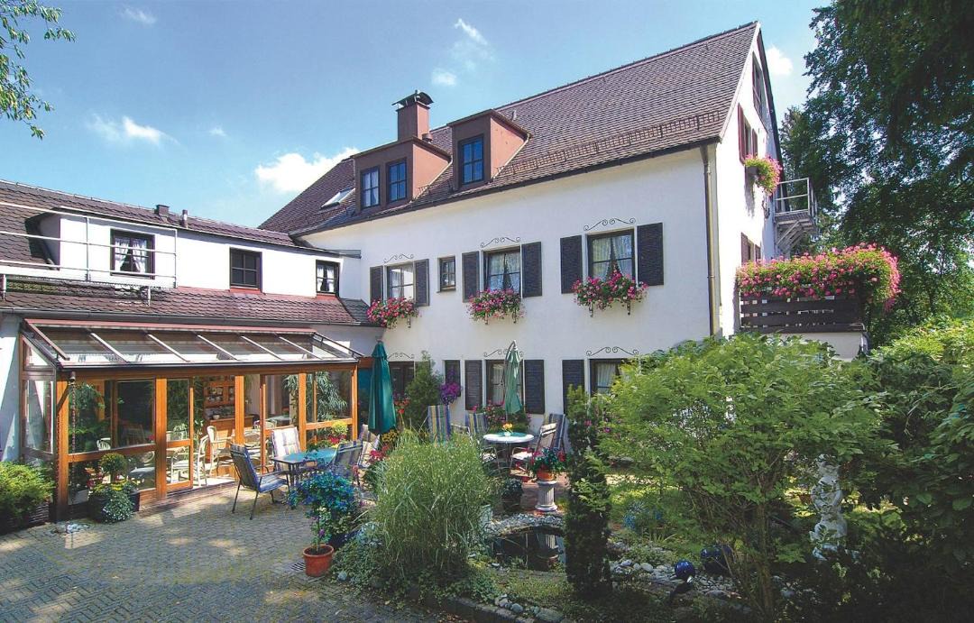 Photo of Others in Obermenzing